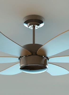 ¿Un aire acondicionado gasta mucho más que un ventilador de techo?